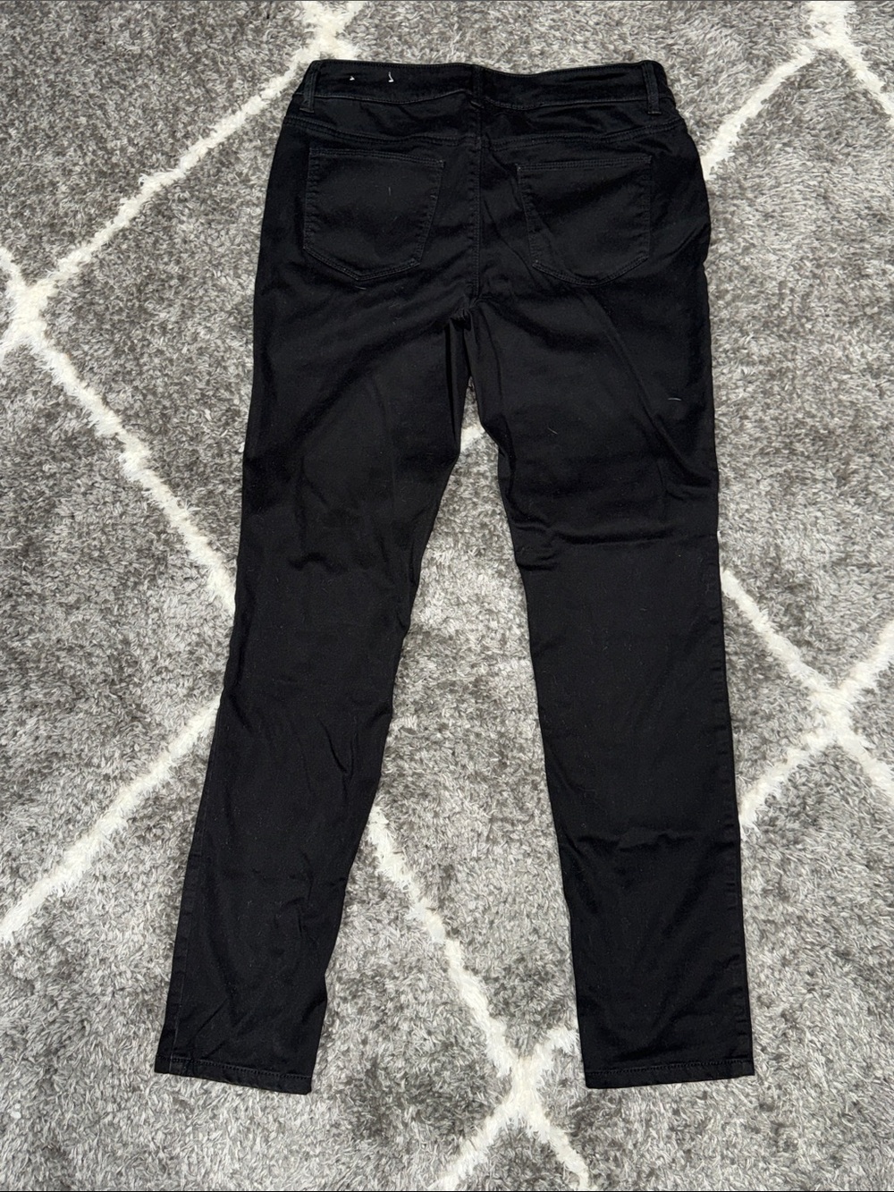 Size 4 = 0 Chico’s Stretchy Black Pants